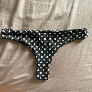 Thong bikini bottom